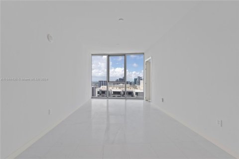 Copropriété à vendre à Miami, Floride: 3 chambres, 328.5 m2 № 1328422 - photo 23