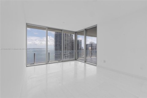 Copropriété à vendre à Miami, Floride: 3 chambres, 328.5 m2 № 1328422 - photo 13