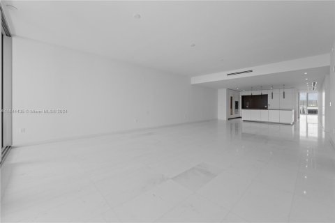 Copropriété à vendre à Miami, Floride: 3 chambres, 328.5 m2 № 1328422 - photo 8