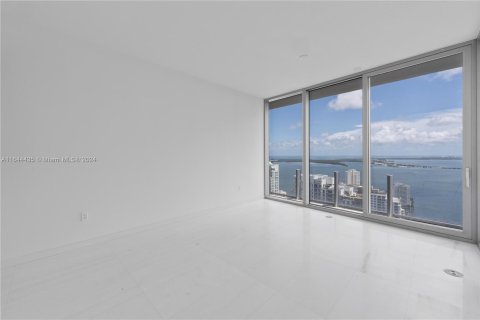 Copropriété à vendre à Miami, Floride: 3 chambres, 328.5 m2 № 1328422 - photo 14