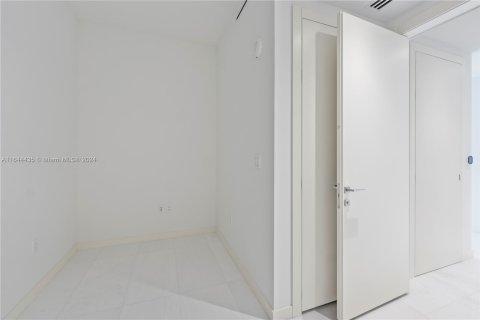 Copropriété à vendre à Miami, Floride: 3 chambres, 328.5 m2 № 1328422 - photo 21