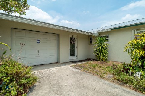 Casa en venta en Lake Worth, Florida, 3 dormitorios, 140.1 m2 № 1179612 - foto 30