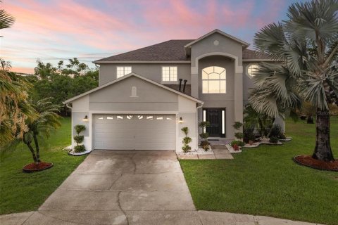 Villa ou maison à vendre à Kissimmee, Floride: 4 chambres, 264.49 m2 № 1259061 - photo 1