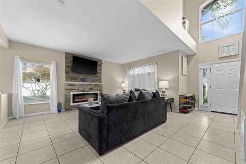 Villa ou maison à vendre à Kissimmee, Floride: 4 chambres, 264.49 m2 № 1259061 - photo 7