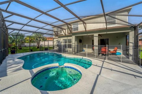 Villa ou maison à vendre à Kissimmee, Floride: 4 chambres, 264.49 m2 № 1259061 - photo 3