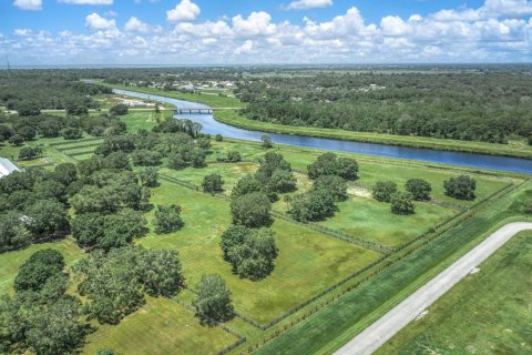 Land in Okeechobee, Florida № 695185 - photo 3