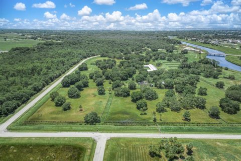 Land in Okeechobee, Florida № 695185 - photo 4