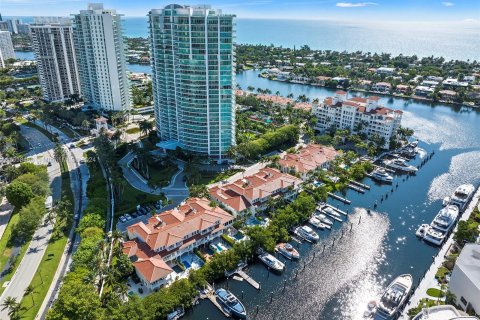 Villa ou maison à vendre à Aventura, Floride: 3 chambres, 280.75 m2 № 1311234 - photo 20