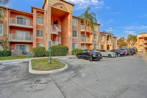 Condominio en venta en Davie, Florida, 2 dormitorios, 109.9 m2 № 1189563 - foto 5