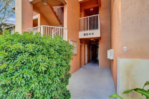 Condo in Davie, Florida, 2 bedrooms  № 1189563 - photo 6