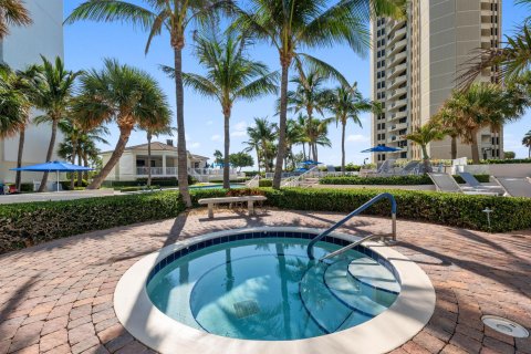 Condominio en venta en Riviera Beach, Florida, 2 dormitorios, 148.64 m2 № 1189612 - foto 23