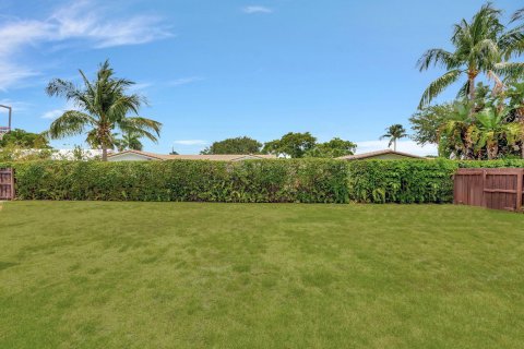 House in Hollywood, Florida 4 bedrooms, 232.91 sq.m. № 1189653 - photo 6