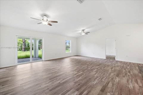 Casa en venta en Cape Coral, Florida, 4 dormitorios № 1309243 - foto 9