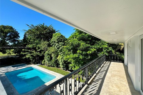 Villa ou maison à vendre à Pinecrest, Floride: 6 chambres, 448.25 m2 № 783273 - photo 8