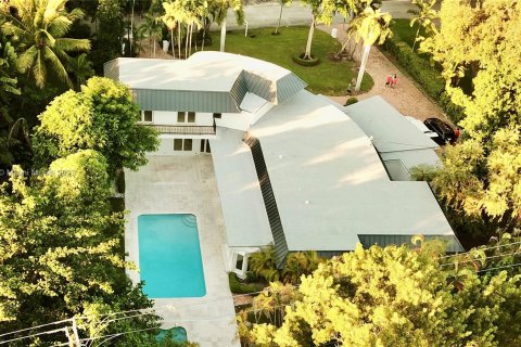 Villa ou maison à vendre à Pinecrest, Floride: 6 chambres, 448.25 m2 № 783273 - photo 11