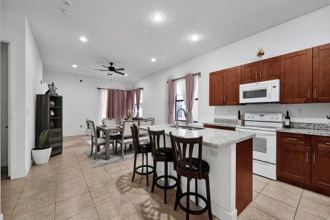Villa ou maison à vendre à Tamarac, Floride: 3 chambres, 145.02 m2 № 805565 - photo 30