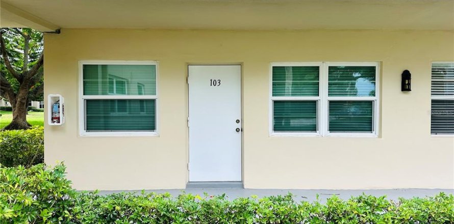 Condo in Vero Beach, Florida, 1 bedroom  № 1312501