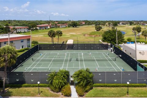 Condominio en venta en Vero Beach, Florida, 1 dormitorio, 69.68 m2 № 1312501 - foto 18