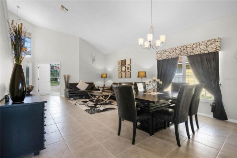 Villa ou maison à vendre à Kissimmee, Floride: 5 chambres, 243.22 m2 № 1242891 - photo 6