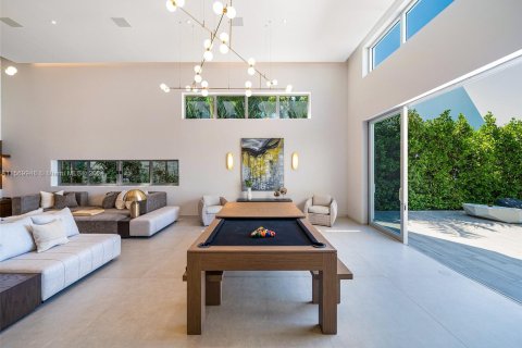 Casa en venta en Miami, Florida, 5 dormitorios, 459.22 m2 № 1160039 - foto 12