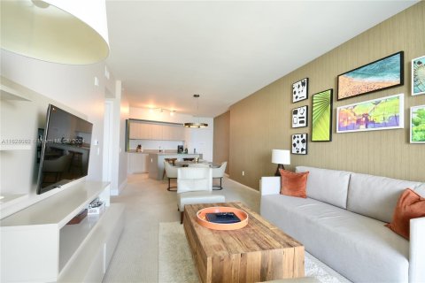 Condominio en venta en Hollywood, Florida, 1 dormitorio, 78.97 m2 № 1282675 - foto 5