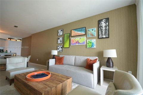 Condominio en venta en Hollywood, Florida, 1 dormitorio, 78.97 m2 № 1282675 - foto 9