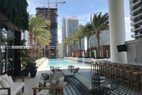 Condominio en venta en Miami, Florida, 1 dormitorio, 81.85 m2 № 7801 - foto 24