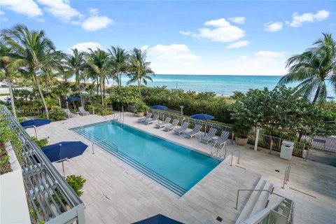 Condo in Miami Beach, Florida, 3 bedrooms  № 1315550 - photo 10