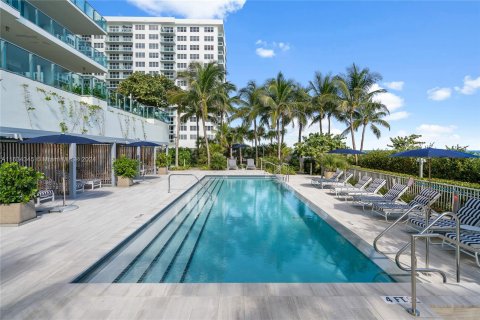 Condominio en venta en Miami Beach, Florida, 3 dormitorios, 198.16 m2 № 1315550 - foto 21