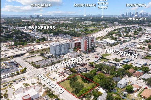 Commercial property in Miami, Florida № 1242225 - photo 5