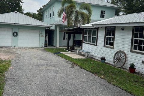 House in Tequesta, Florida 3 bedrooms, 314.2 sq.m. № 1310377 - photo 4