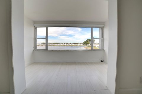 Copropriété à vendre à Boynton Beach, Floride: 2 chambres, 89.37 m2 № 1159889 - photo 23