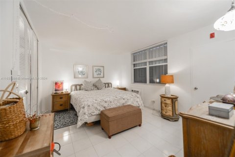 Copropriété à vendre à Hallandale Beach, Floride: 1 chambre, 81.57 m2 № 1310638 - photo 15