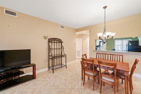 Condo in Punta Gorda, Florida, 2 bedrooms  № 1264914 - photo 18