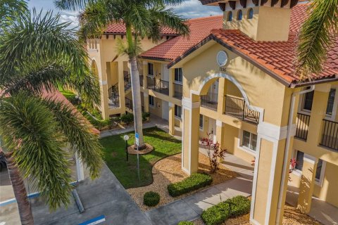 Condominio en venta en Punta Gorda, Florida, 2 dormitorios, 100.24 m2 № 1264914 - foto 1