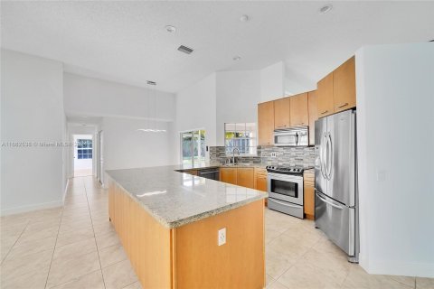 Villa ou maison à vendre à Weston, Floride: 4 chambres, 217.95 m2 № 1423056 - photo 18