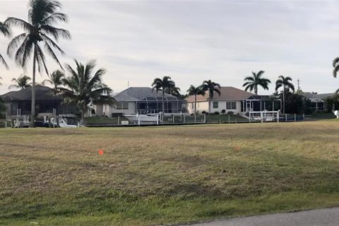 Terreno en venta en Punta Gorda, Florida № 725731 - foto 3