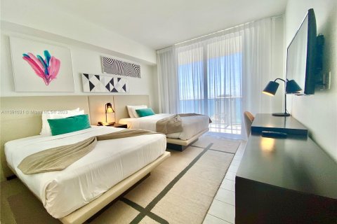 Condominio en alquiler en Hollywood, Florida, 2 dormitorios, 102.19 m2 № 509068 - foto 4