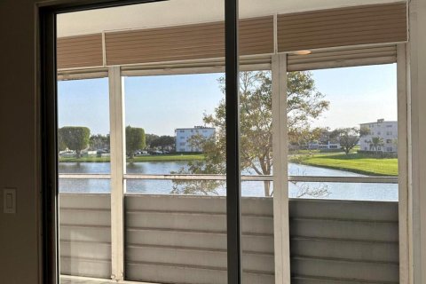 Copropriété à vendre à Boca Raton, Floride: 2 chambres, 85.1 m2 № 1135487 - photo 3