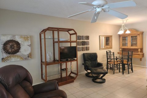 Condo in West Palm Beach, Florida, 1 bedroom  № 1135488 - photo 26