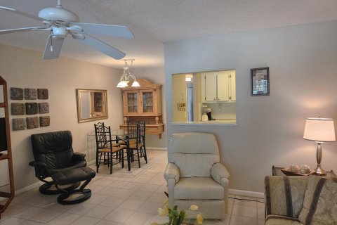 Condo in West Palm Beach, Florida, 1 bedroom  № 1135488 - photo 28