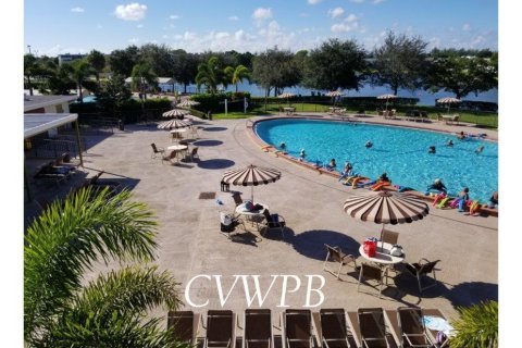 Condo in West Palm Beach, Florida, 1 bedroom  № 1135488 - photo 7