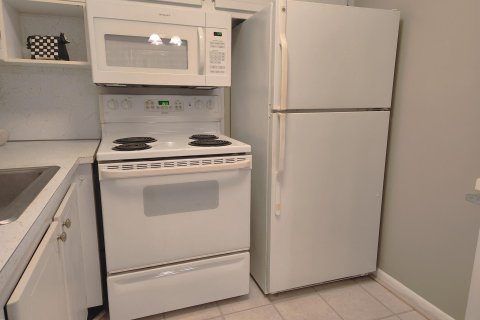 Condo in West Palm Beach, Florida, 1 bedroom  № 1135488 - photo 24