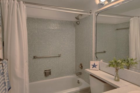 Condo in West Palm Beach, Florida, 1 bedroom  № 1135488 - photo 14