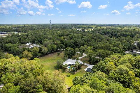 House in Jupiter, Florida 4 bedrooms, 199 sq.m. № 1178584 - photo 5