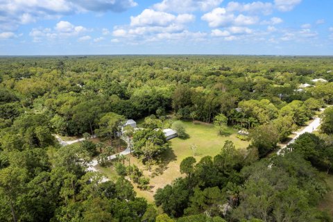 House in Jupiter, Florida 4 bedrooms, 199 sq.m. № 1178584 - photo 8