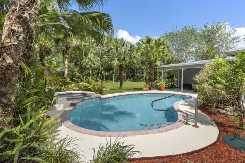 House in Jupiter, Florida 4 bedrooms, 199 sq.m. № 1178584 - photo 14