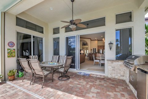 House in Delray Beach, Florida 4 bedrooms, 356.74 sq.m. № 1121241 - photo 27