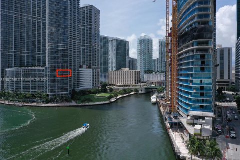 Condominio en venta en Miami, Florida, 2 dormitorios, 117.89 m2 № 1431212 - foto 2