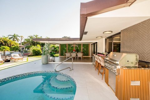 Villa ou maison à vendre à Deerfield Beach, Floride: 4 chambres, 190.36 m2 № 748031 - photo 2